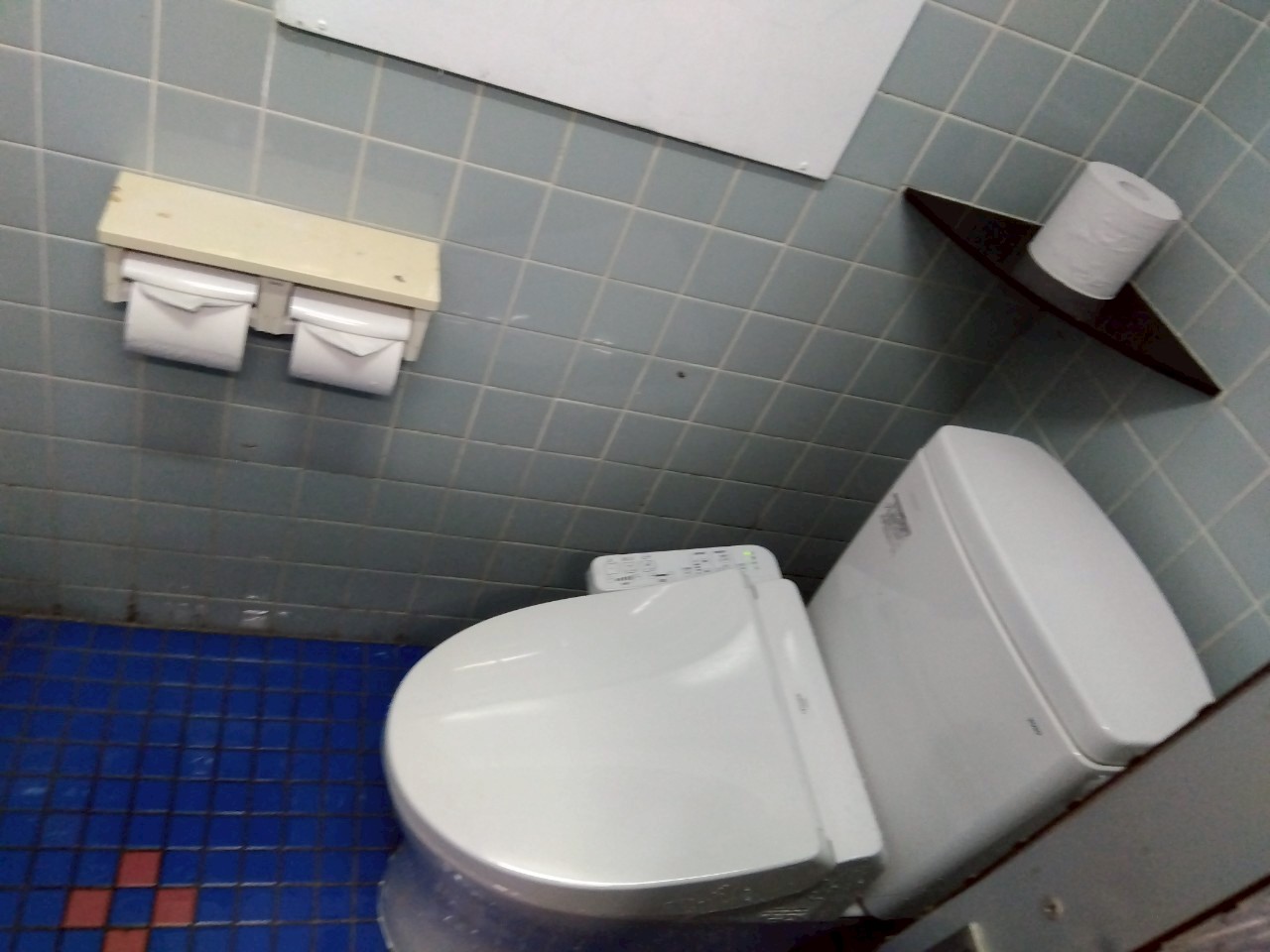沖縄県国際通りビル清掃